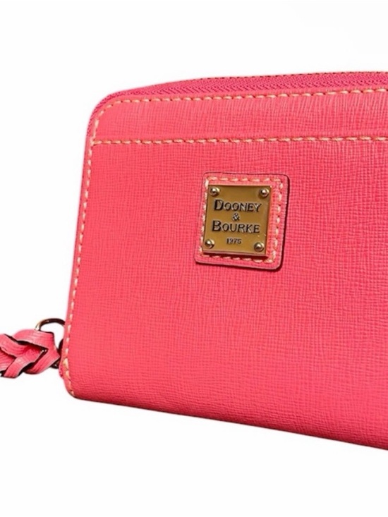 Dooney & Bourke Handbags - DOONEY&BOURKE NWOT PINK WALLET